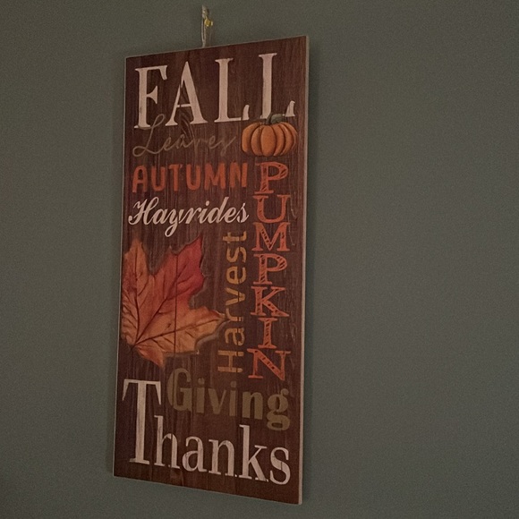 Ashland, Fall wooden wall decoration, with colorful leaf, pumpkin, season words - Picture 10 of 17